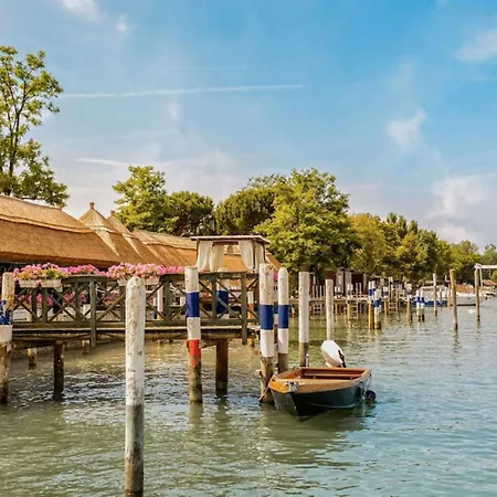 Villa Beachside With Private Garden Porto Santa Margherita di Caorle